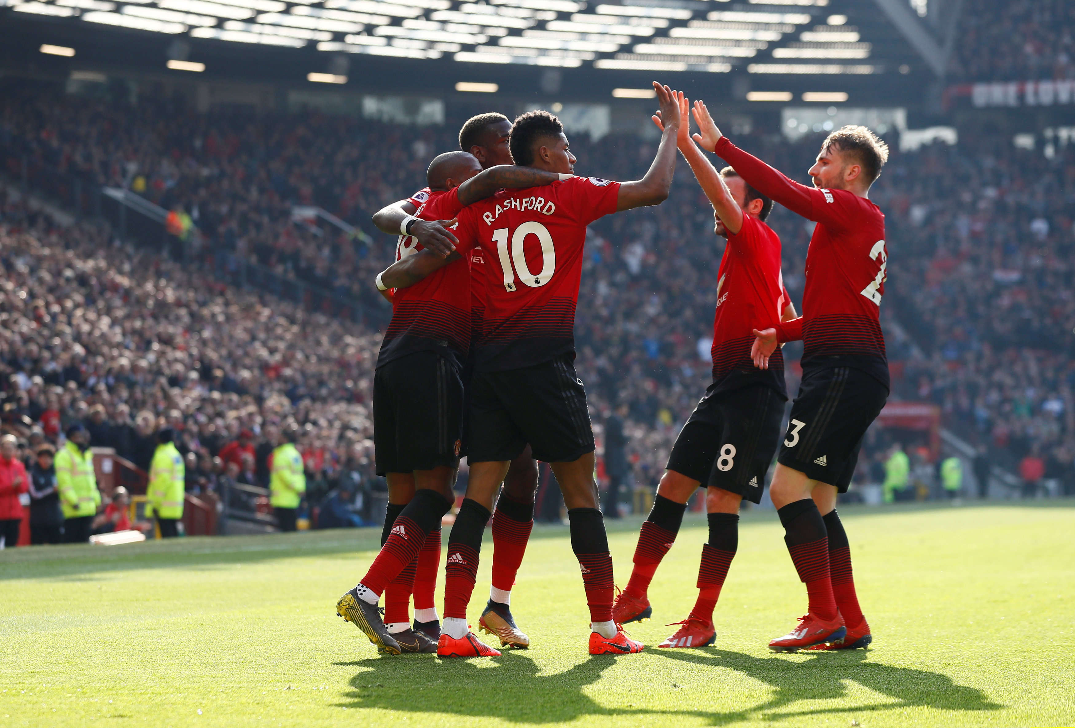 备受期待 备受期待