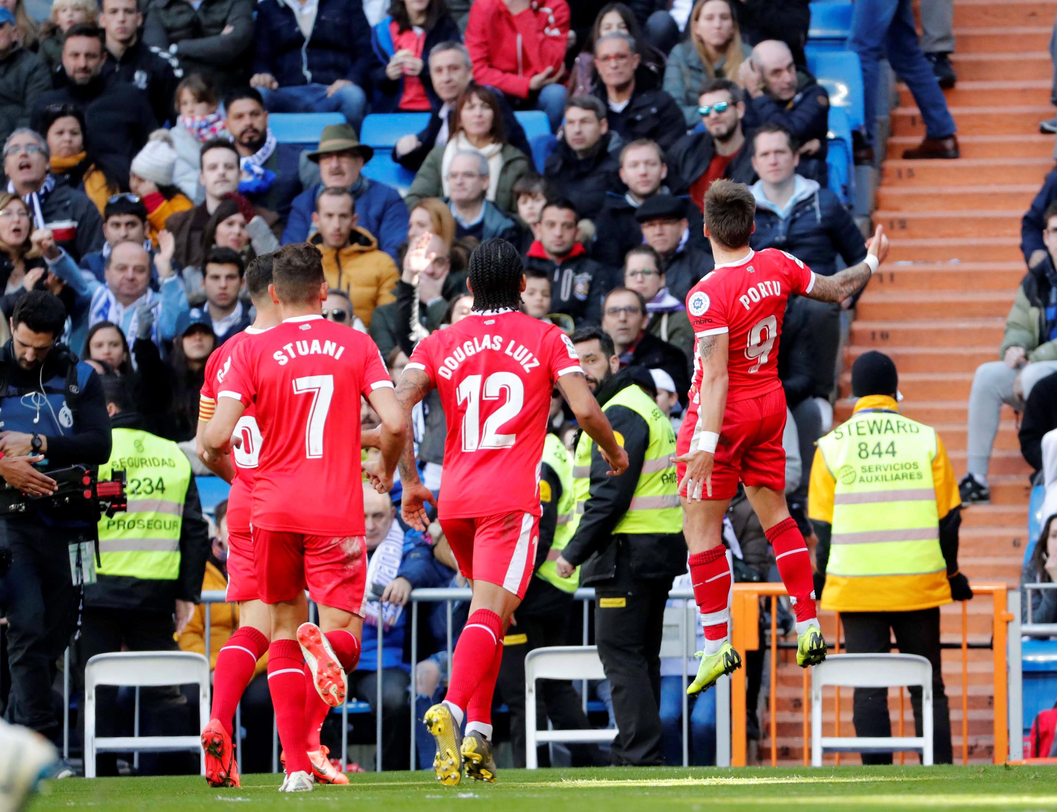 戴维斯将继 戴维斯将继